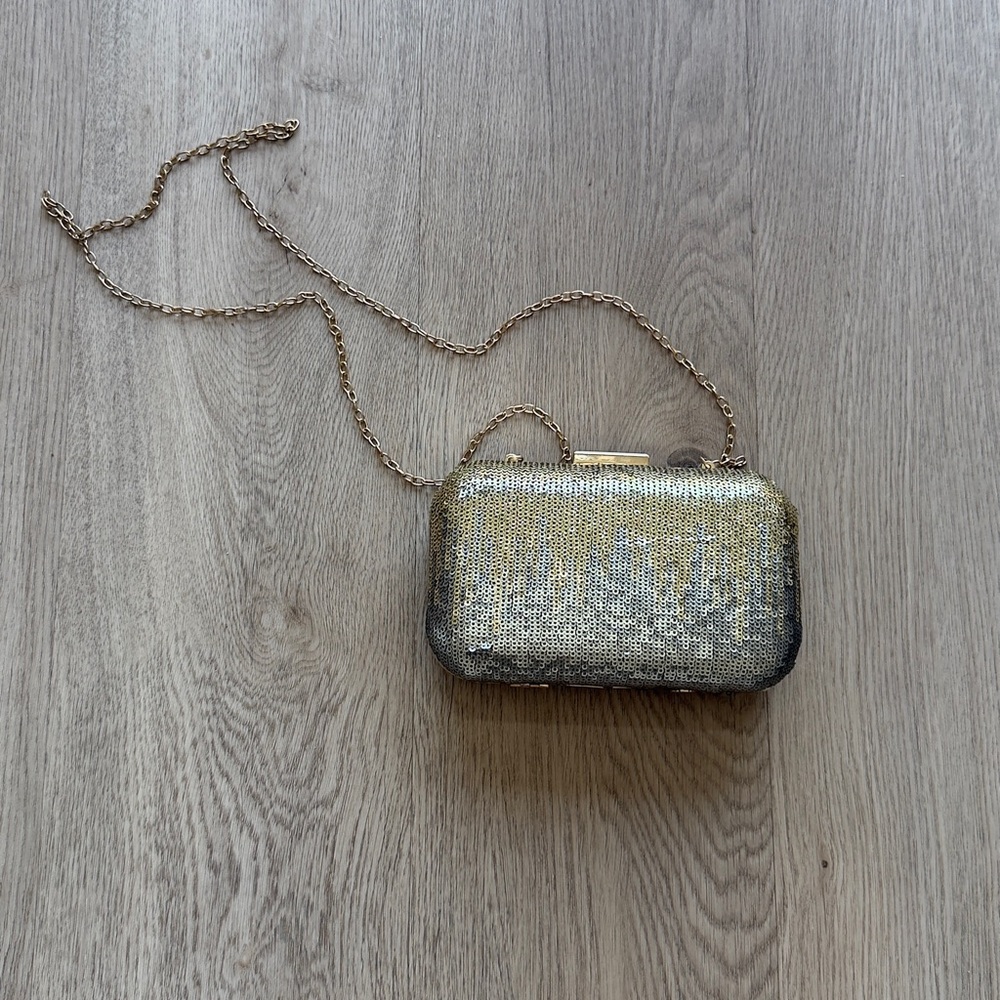 Elegant Gold Clutch Bag